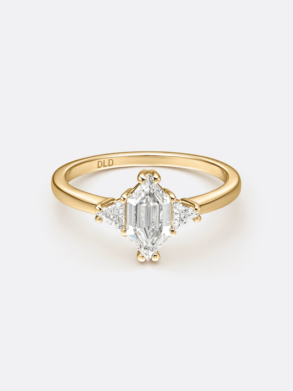 RARE CENTRAL LONG HEXAGONAL RING - Yellow Gold