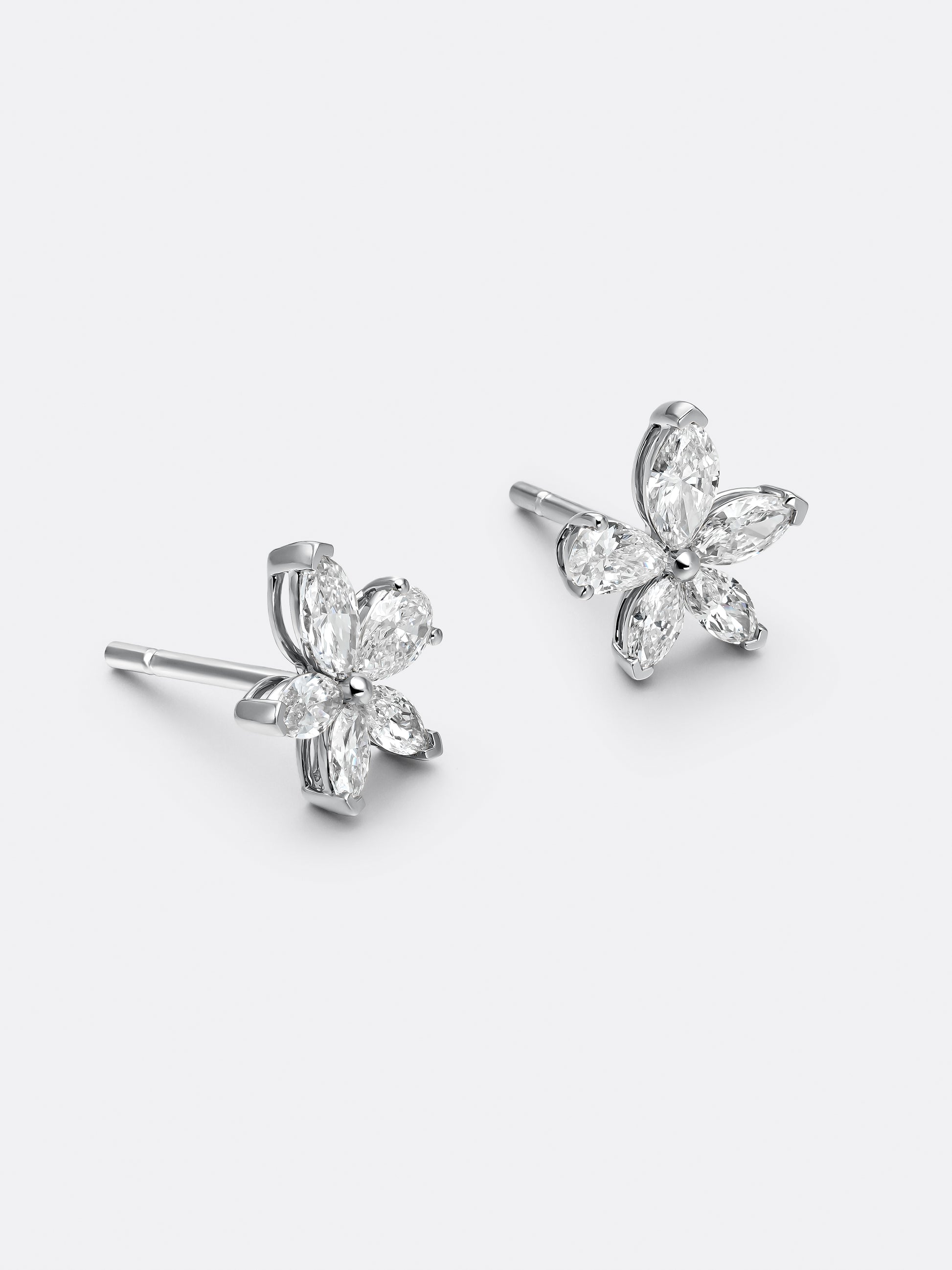 SILHOUETTE LILY EARRINGS