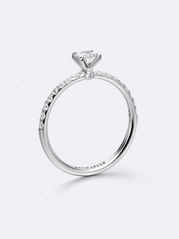 PETITE DAPHNE RING - White Gold Vista 2