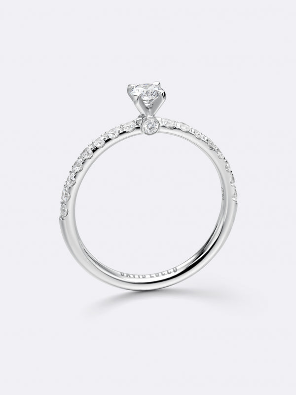PETITE IRIS RING - White Gold Vista 2
