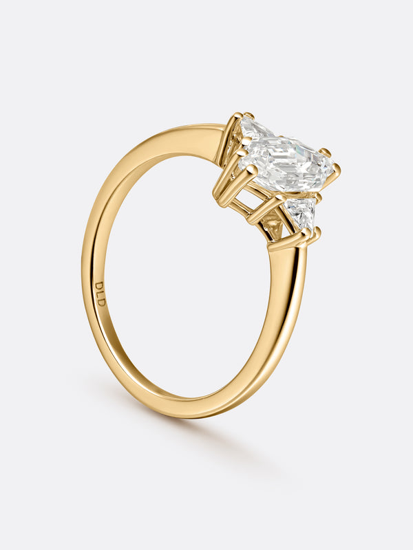 ANILLO HEXAGONAL MODIFICADO CENTRAL RARE - Oro Amarillo Vista 2