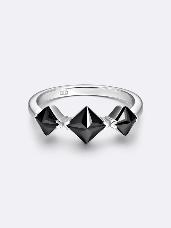 TURN TRILOGY RING WHITE GOLD