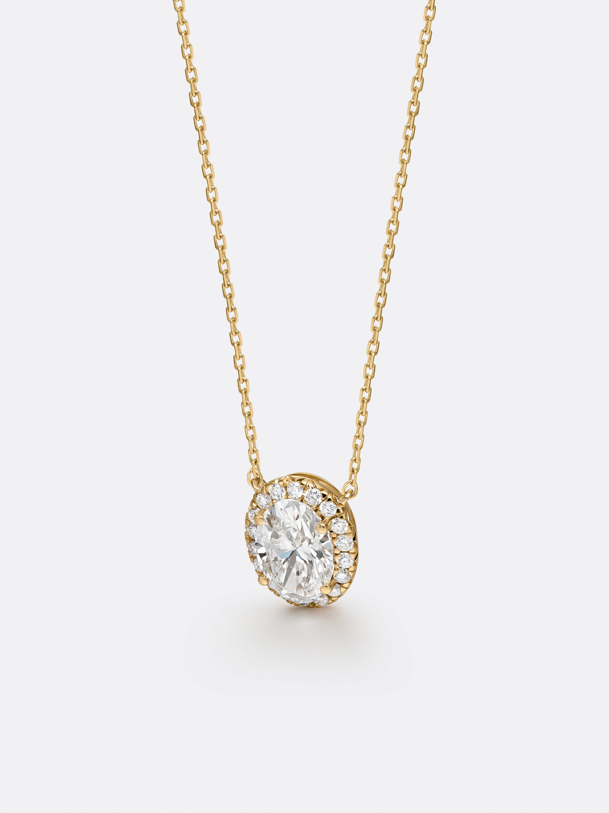 HALO OVAL NECKLACE