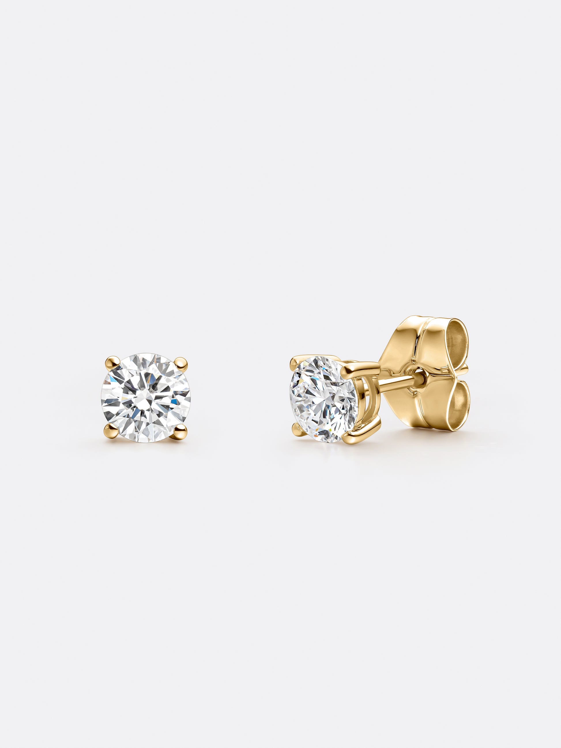 ESSENTIALS EARRINGS