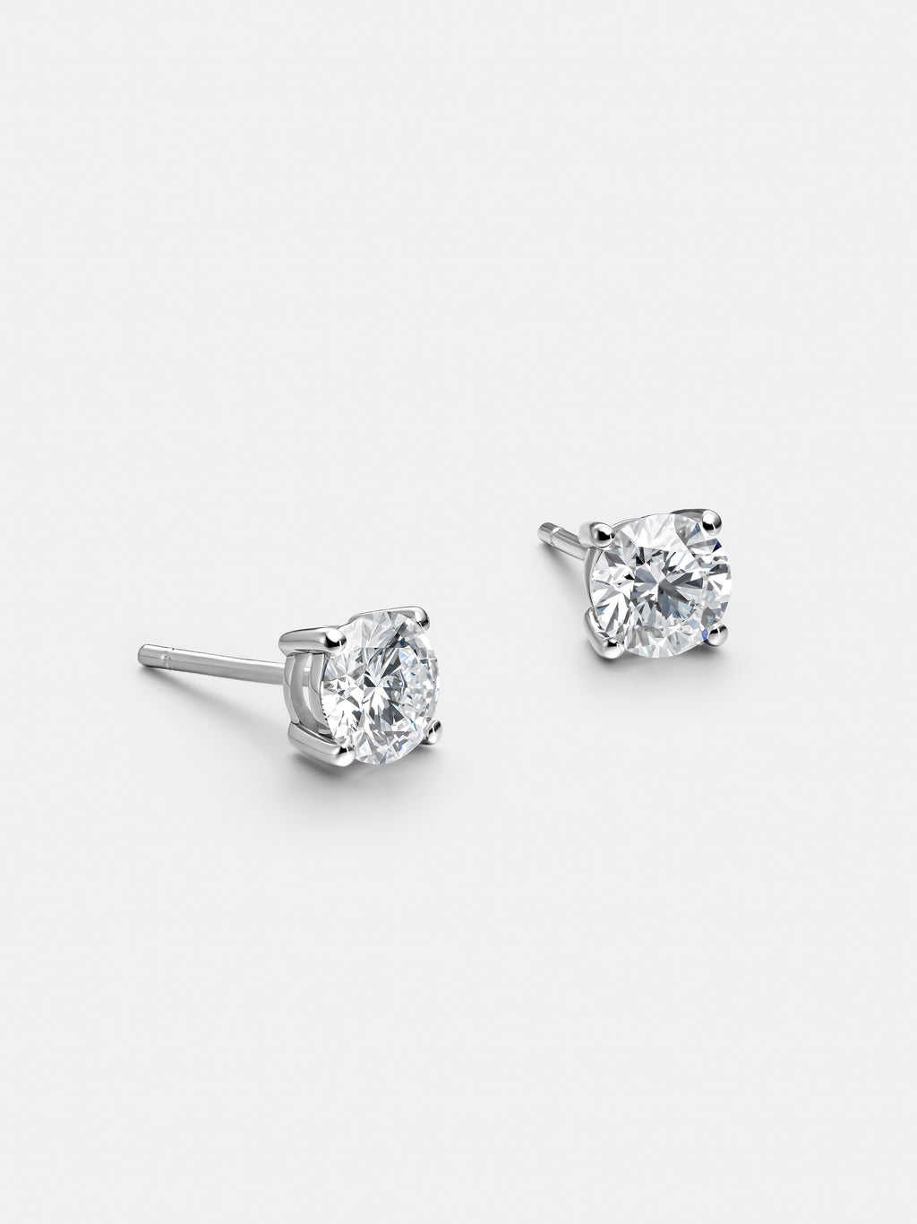 ESSENTIALS EARRINGS