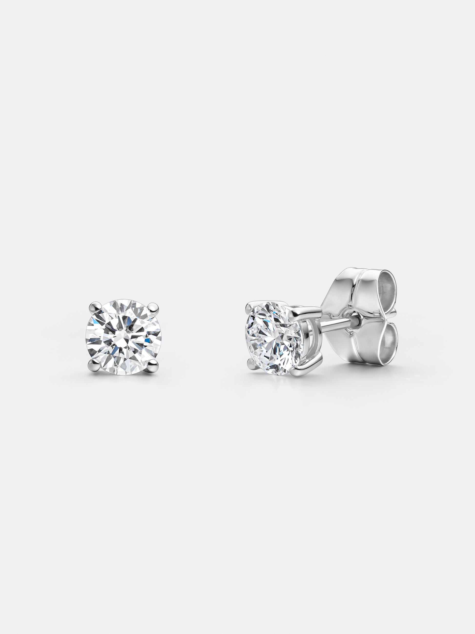 ESSENTIALS EARRINGS