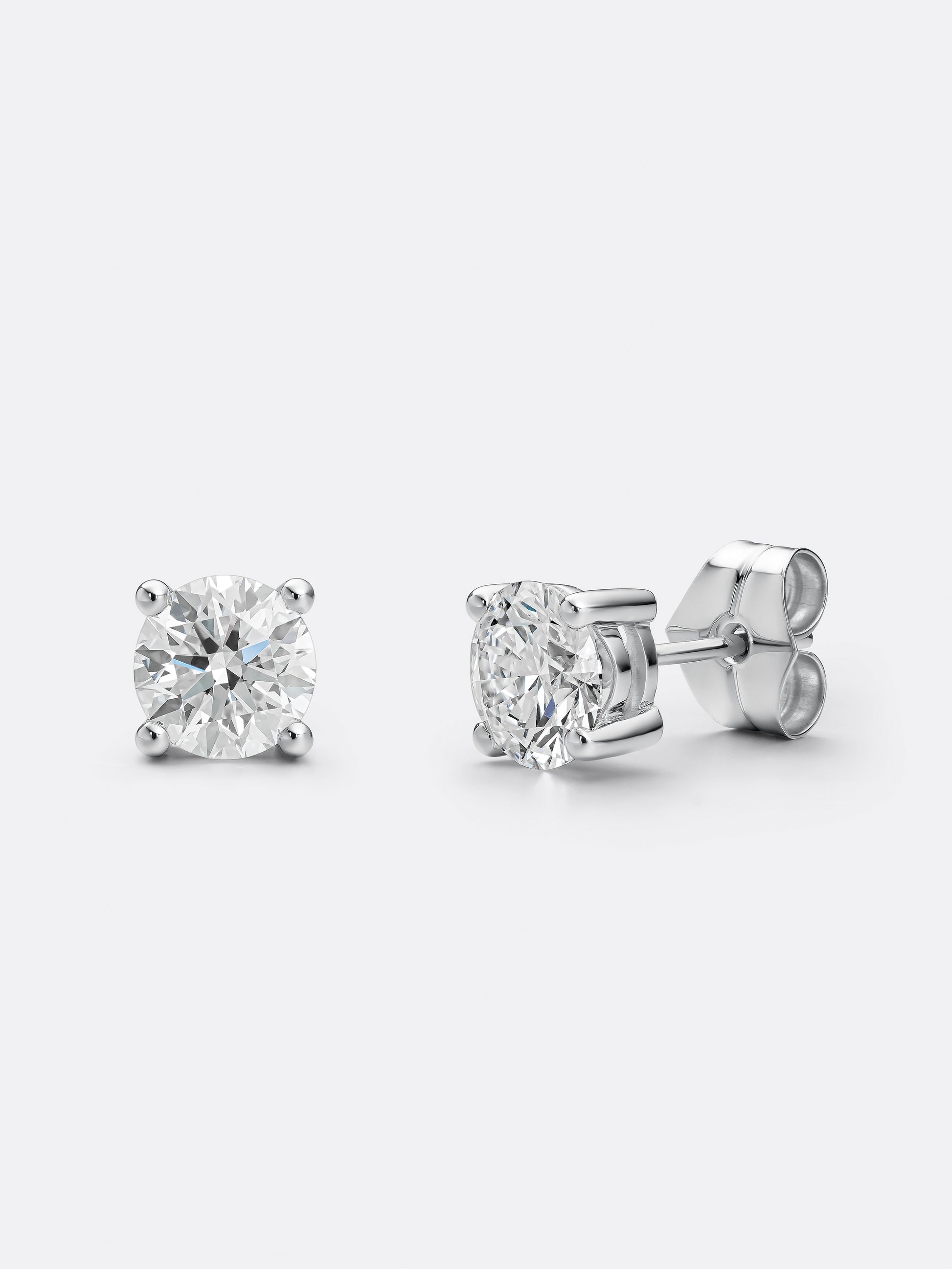 ESSENTIALS EARRINGS
