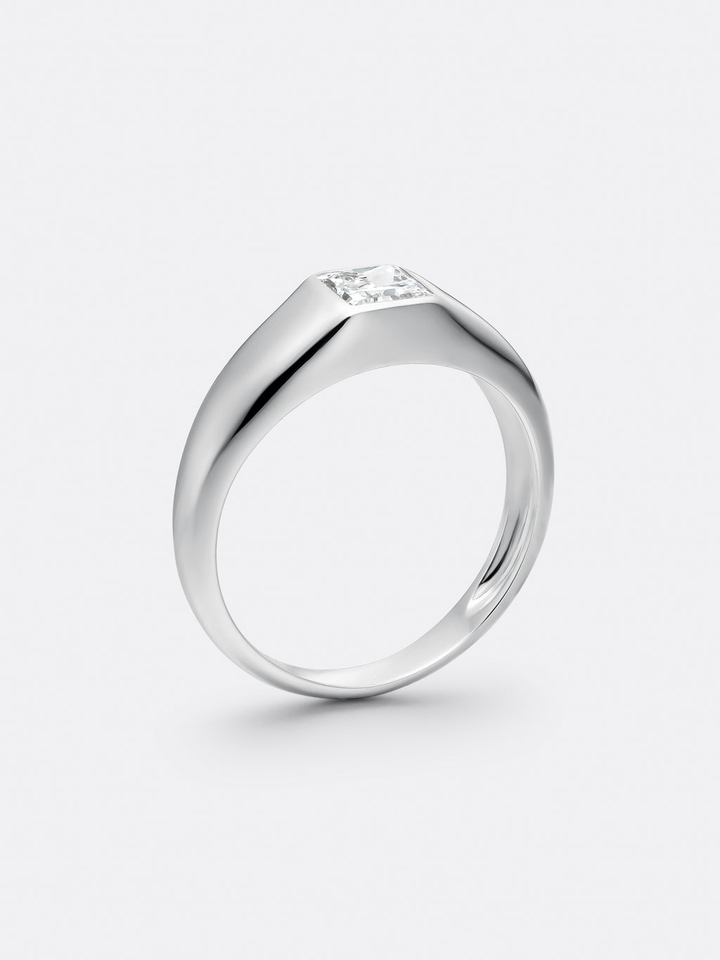PRINCESS SIGNET RING