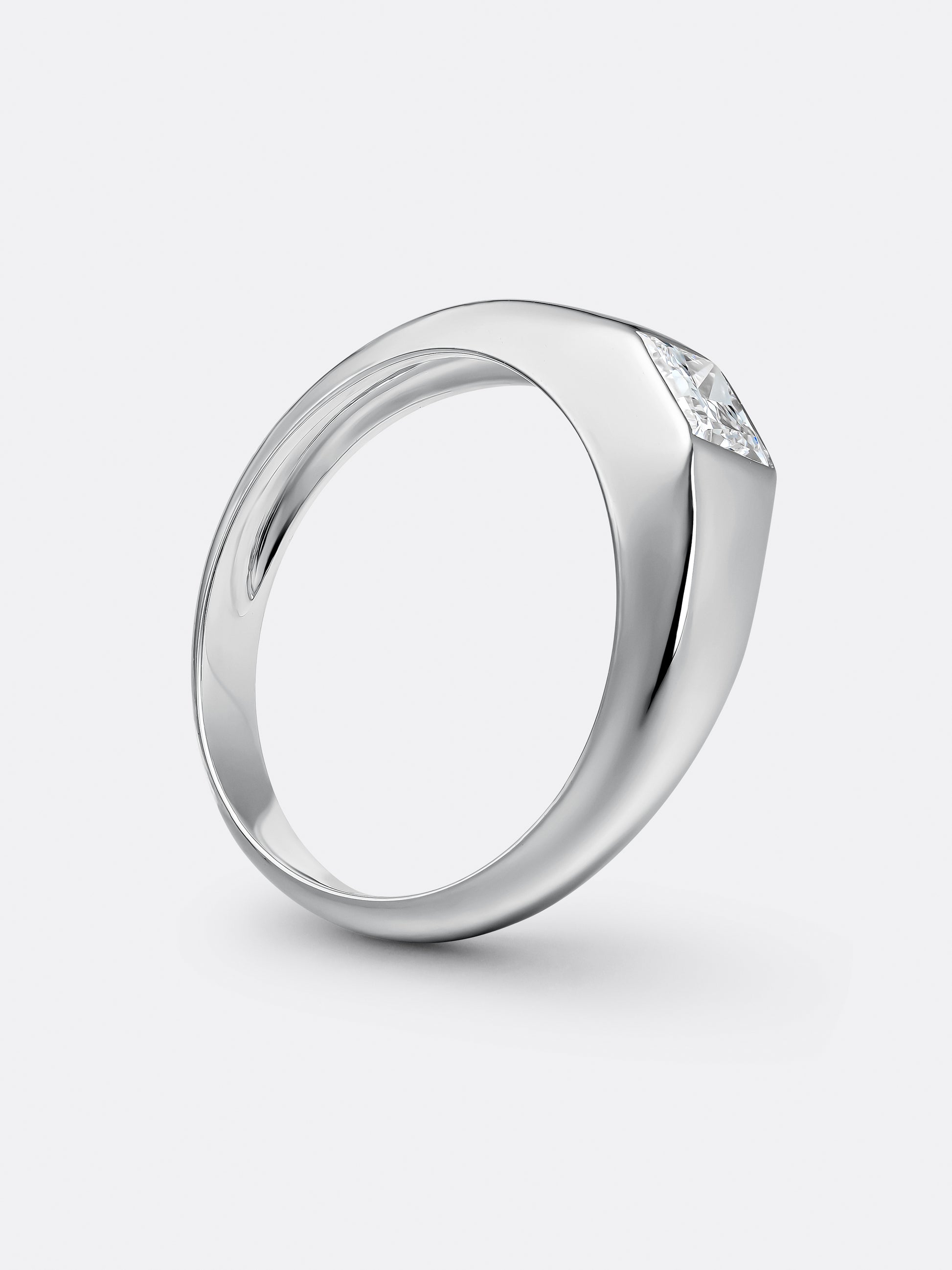 PRINCESS SIGNET RING